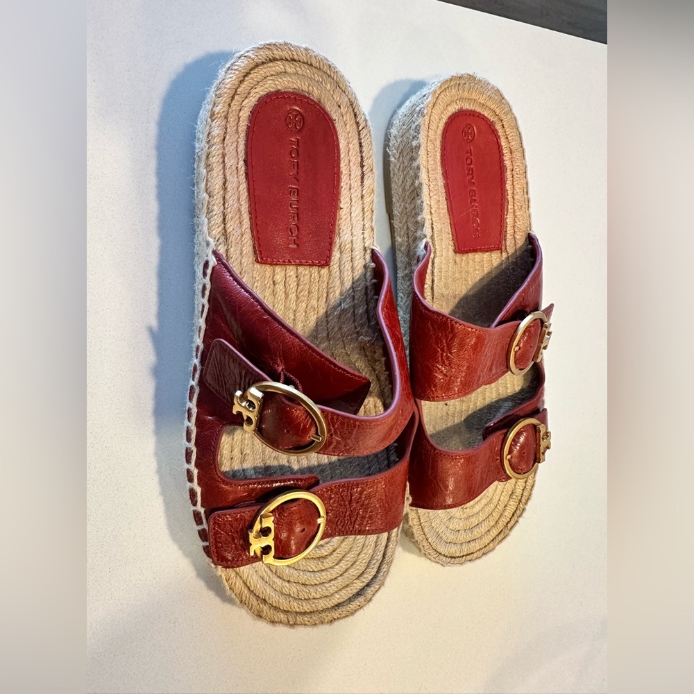 Tory Burch Maroon Wicker Sandals - Picture 3 of 7
